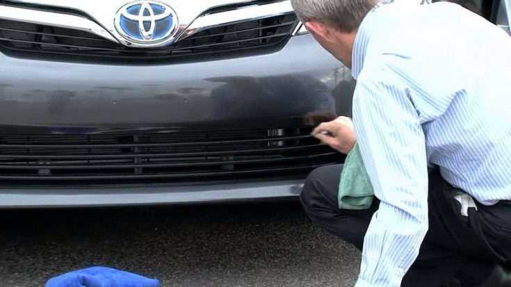Замена решетки радиатора Toyota Corolla