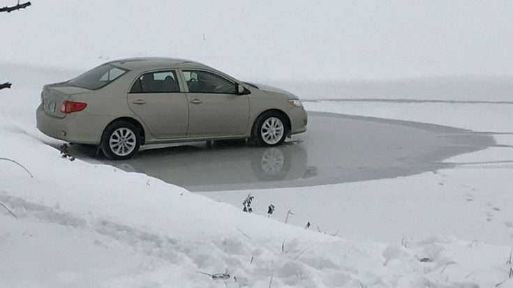 Toyota Corolla зимой