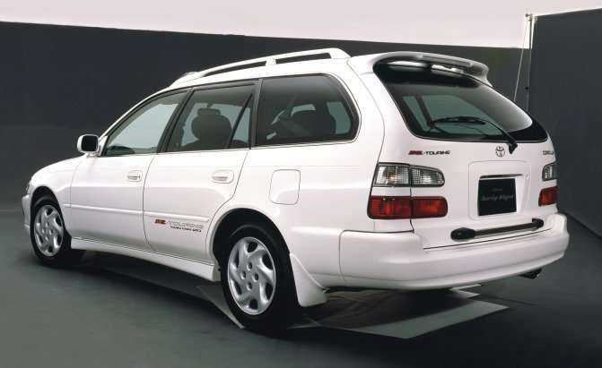 Toyota Corolla Wagon конца 1990-х годов